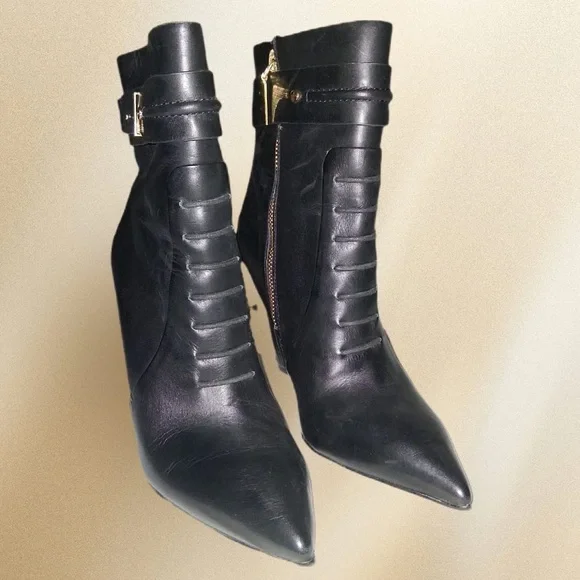 RACHEL Rachel Roy Black Leather Wedge Heel Boot Gold Accents Buckles Size 7 - Picture 3 of 14